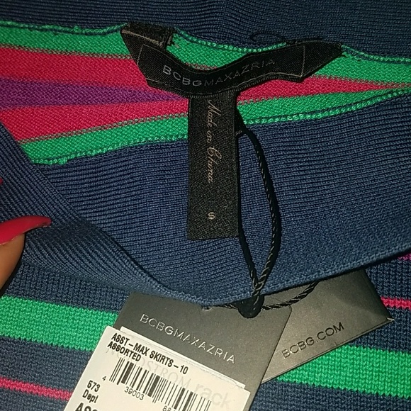 Bcbg mini skirt - Picture 3 of 3